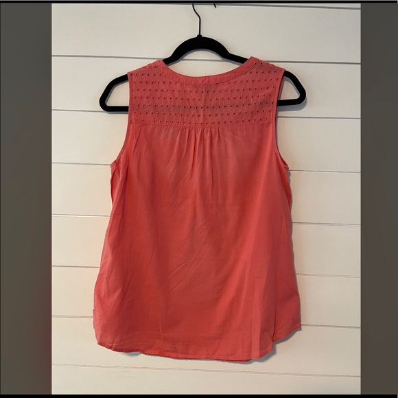 Tommy Hilfiger top - Picture 3 of 5